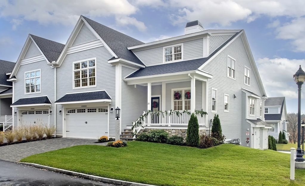 21 Clubview Dr #21, Andover