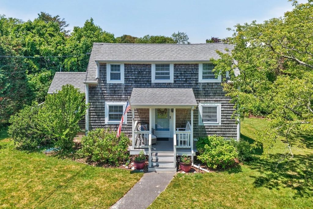65 Wing Blvd. W, Sandwich