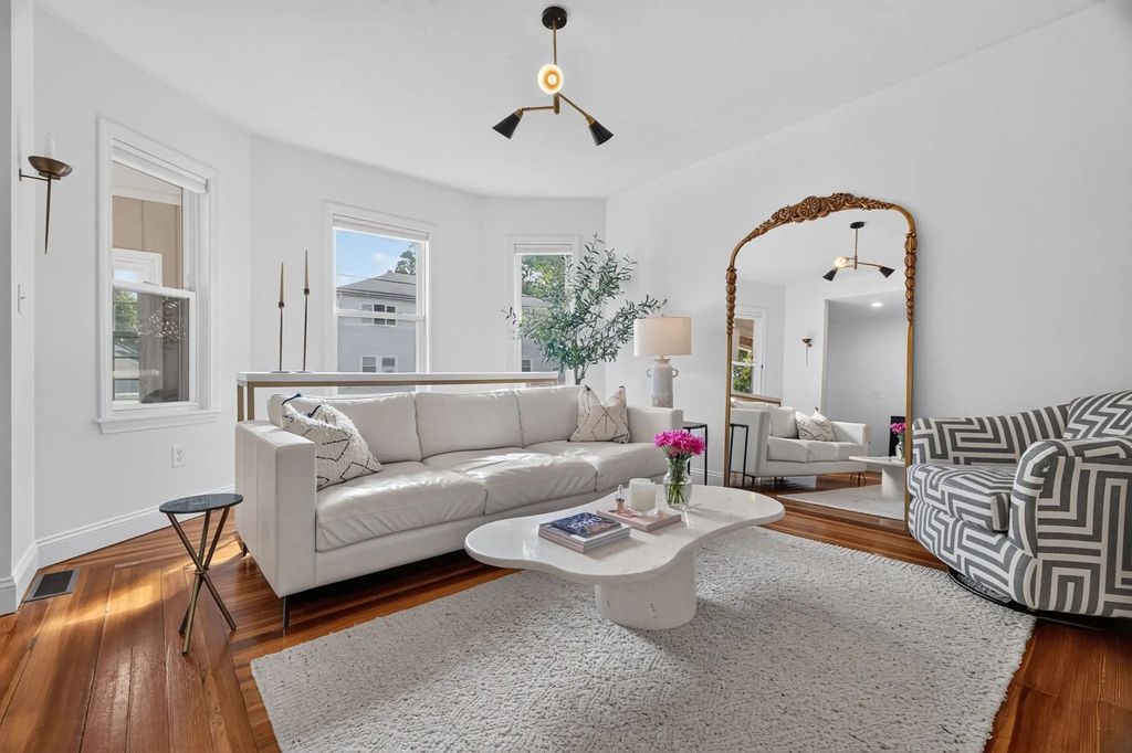 41 Harrington Ave #41, Quincy