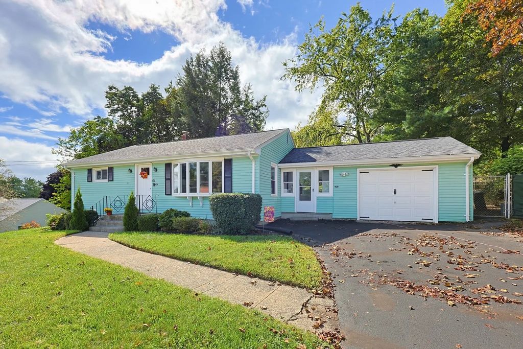 49 Walnut Street, Attleboro