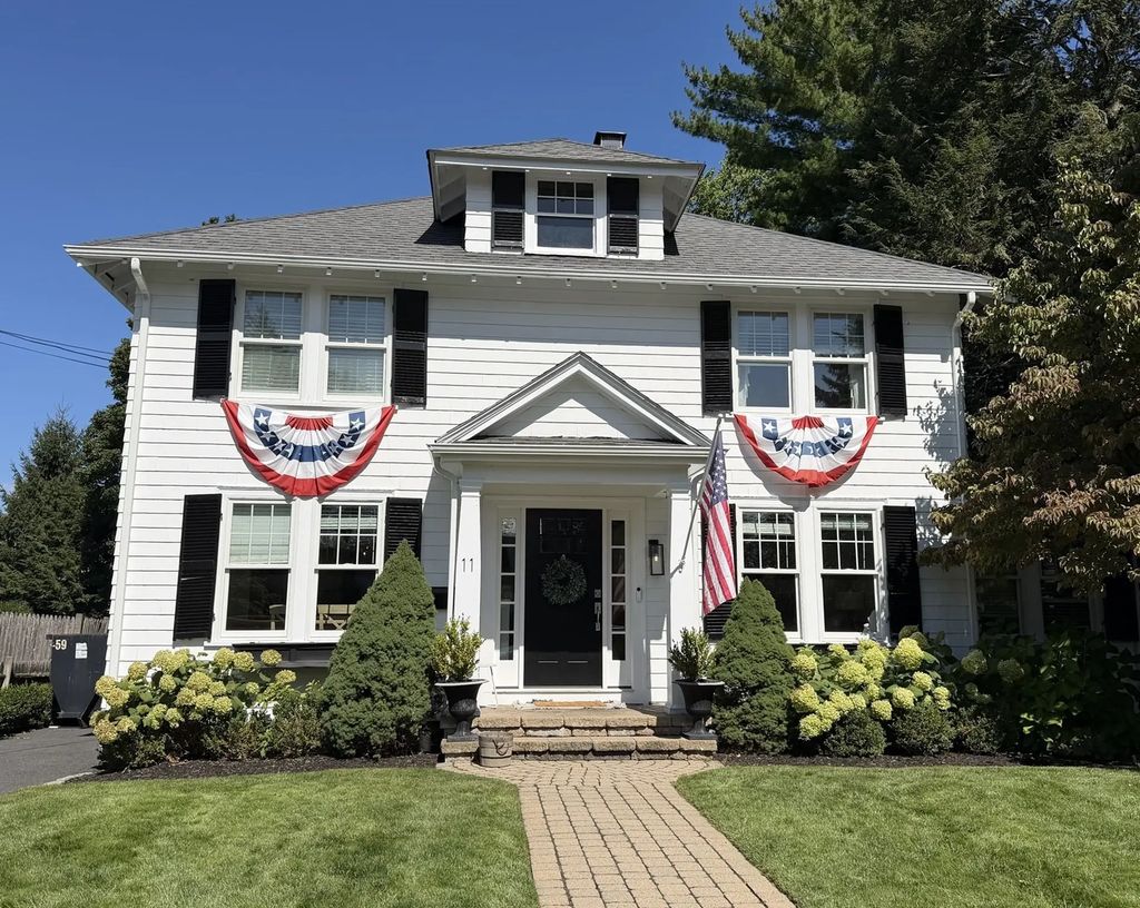 11 Lasalle Road, Needham