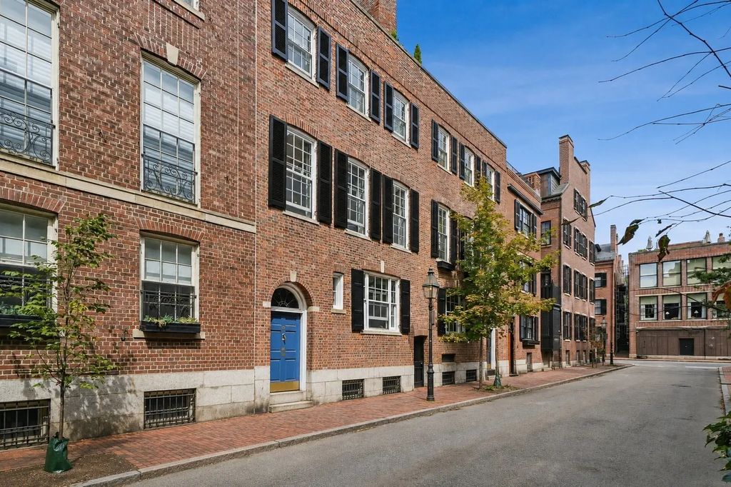 11 Lime St, Boston
