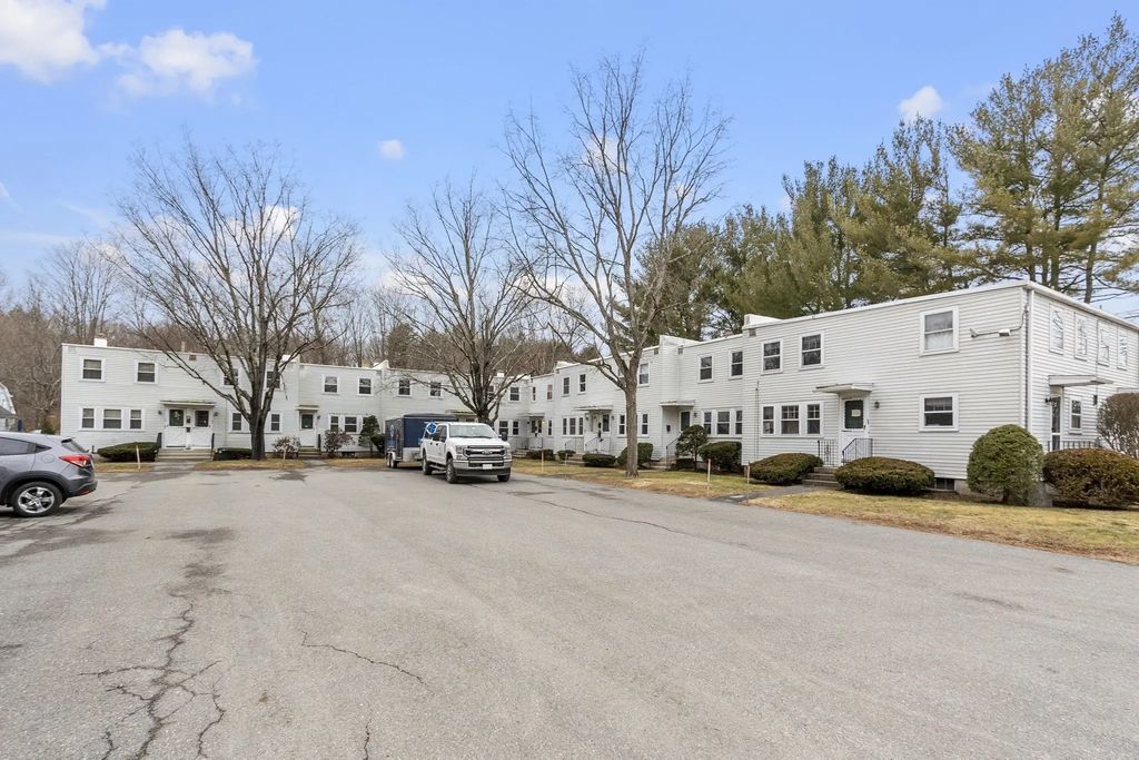 70 Spruce St #70, Acton