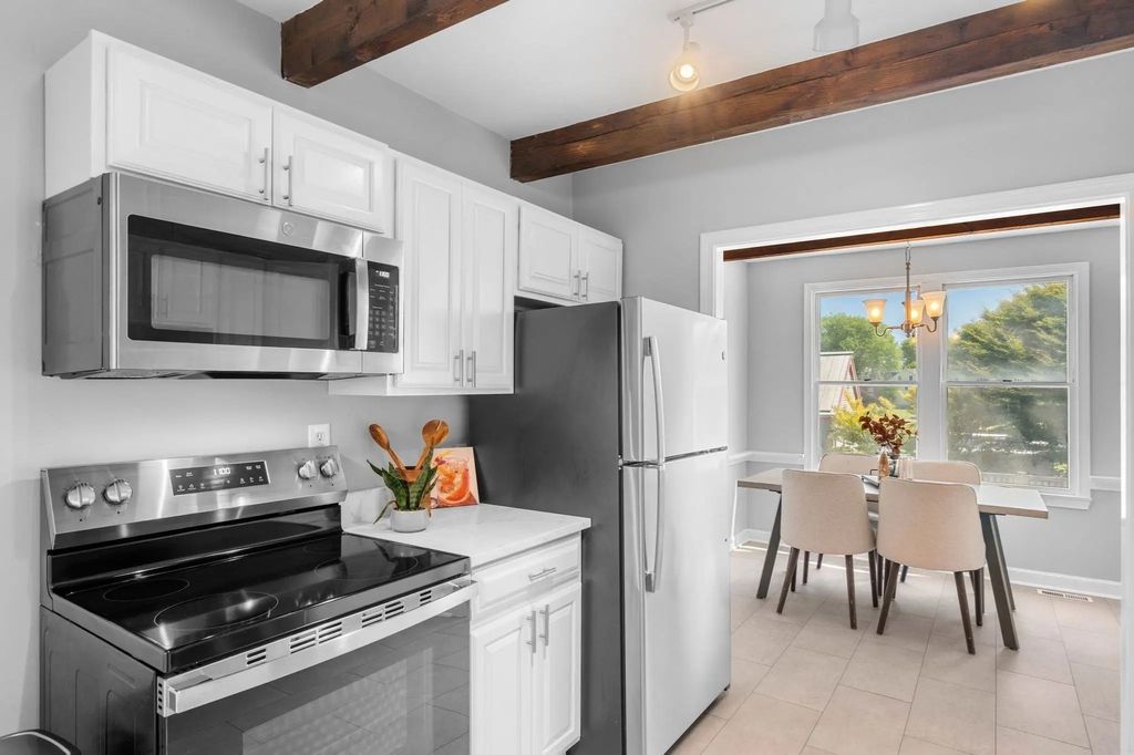 102 Wharf St #a6, Salem