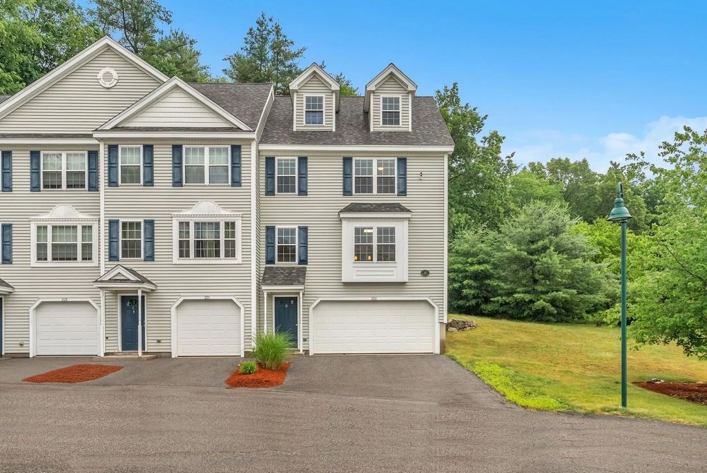 22 Bradley Dr #d, Groton