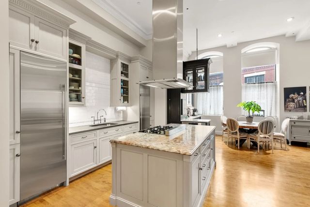 221 Columbus Ave #203, Boston