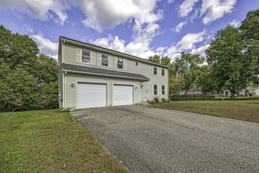 35 Lemnos Ln, Springfield
