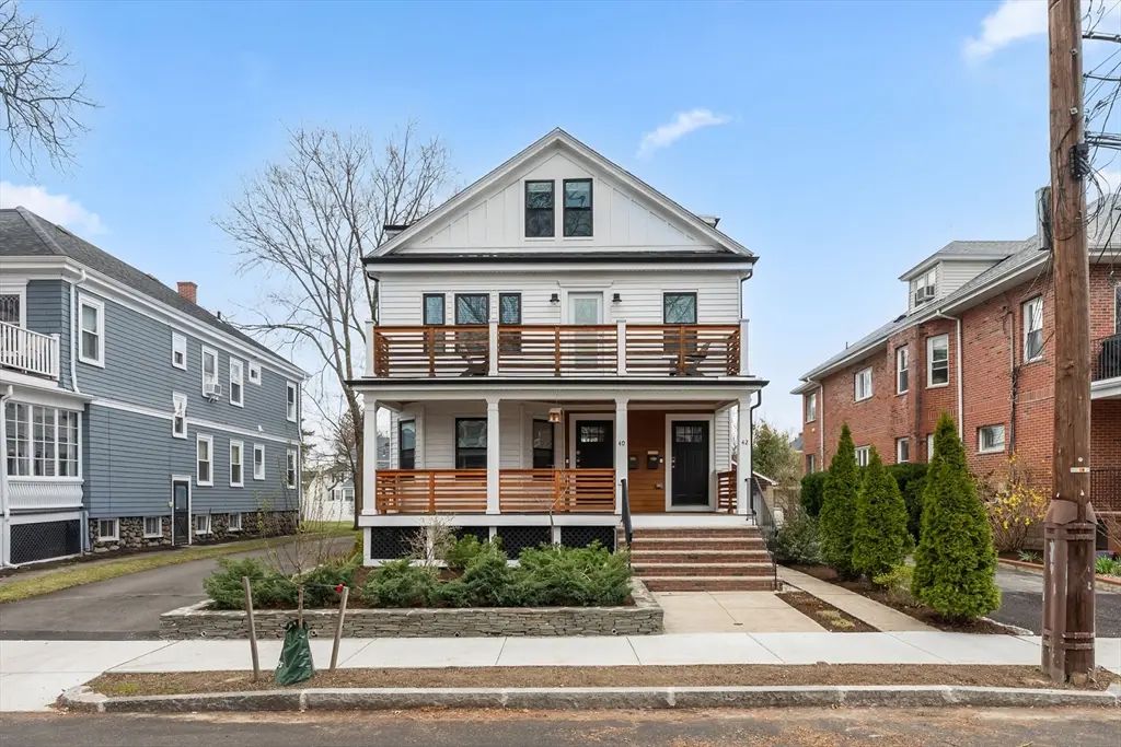 40 Harlow Street #40, Arlington