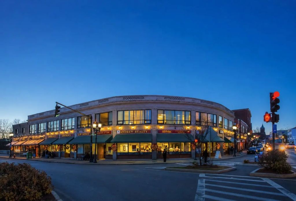 10 High Street #10 & 12, Medford