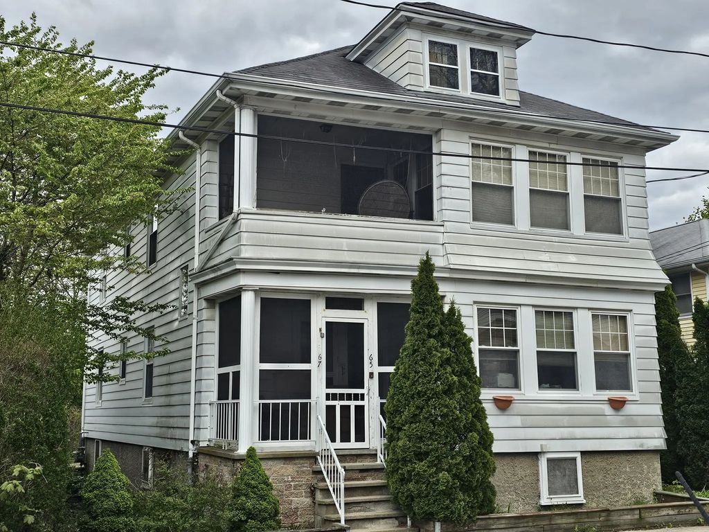 65-67 Farnham Street, Fall River
