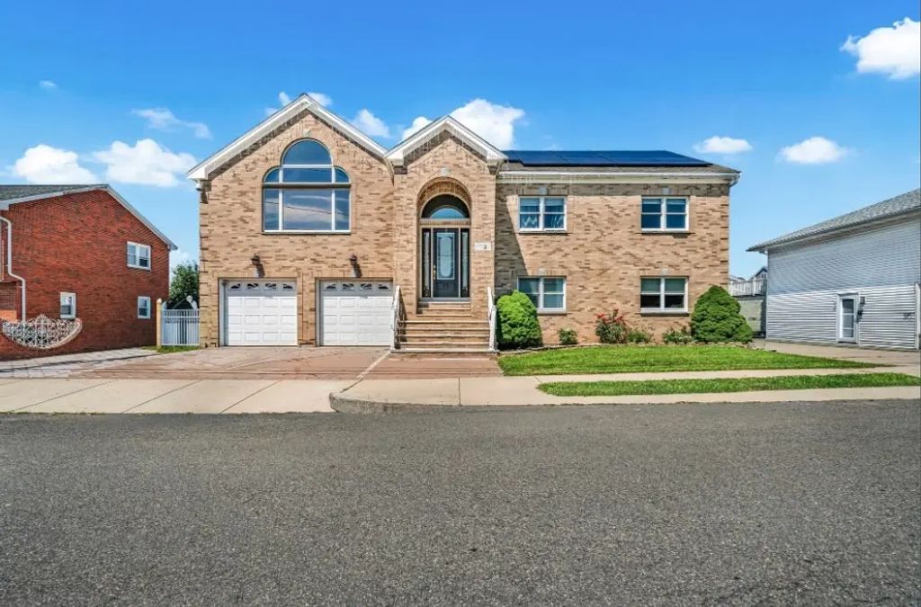 33 Tedford Ave, Revere