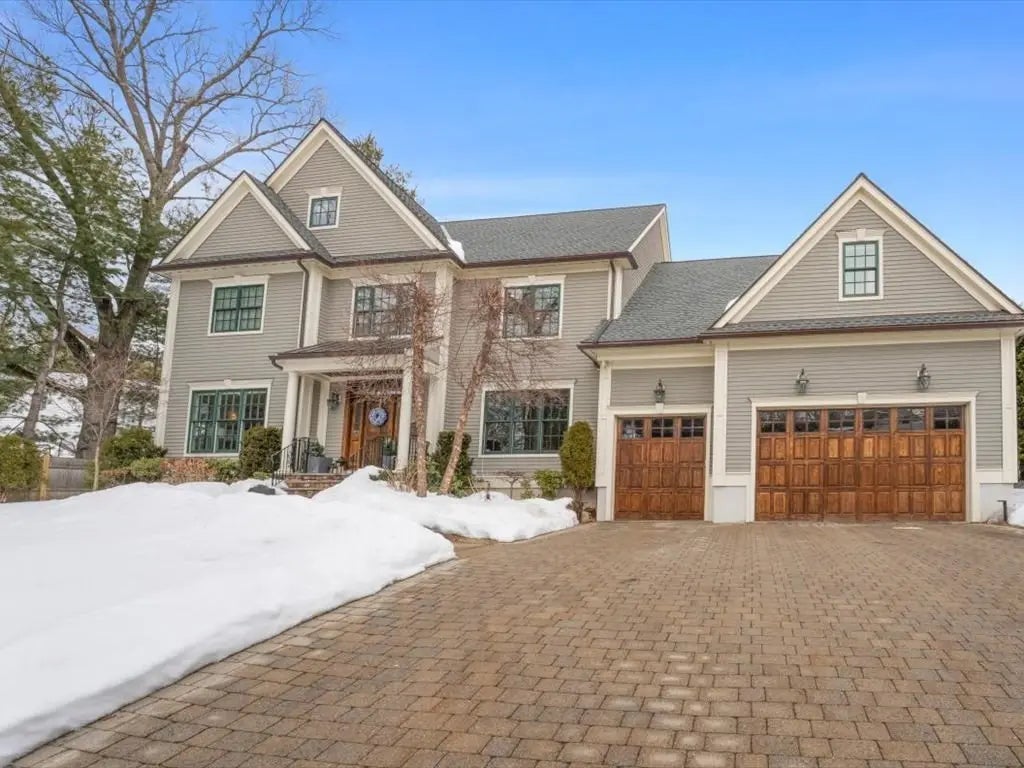 81 Fuller Street, Newton