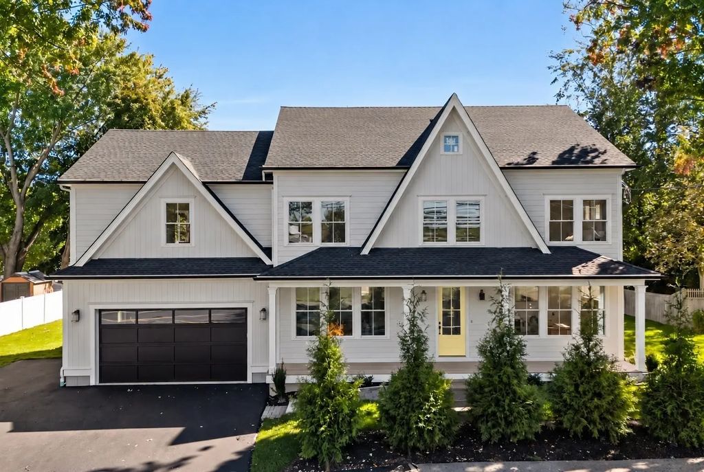 1152 Central Avenue, Needham