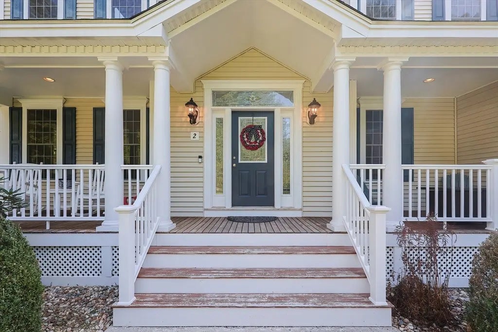 2 Wildflower Ln, Groton