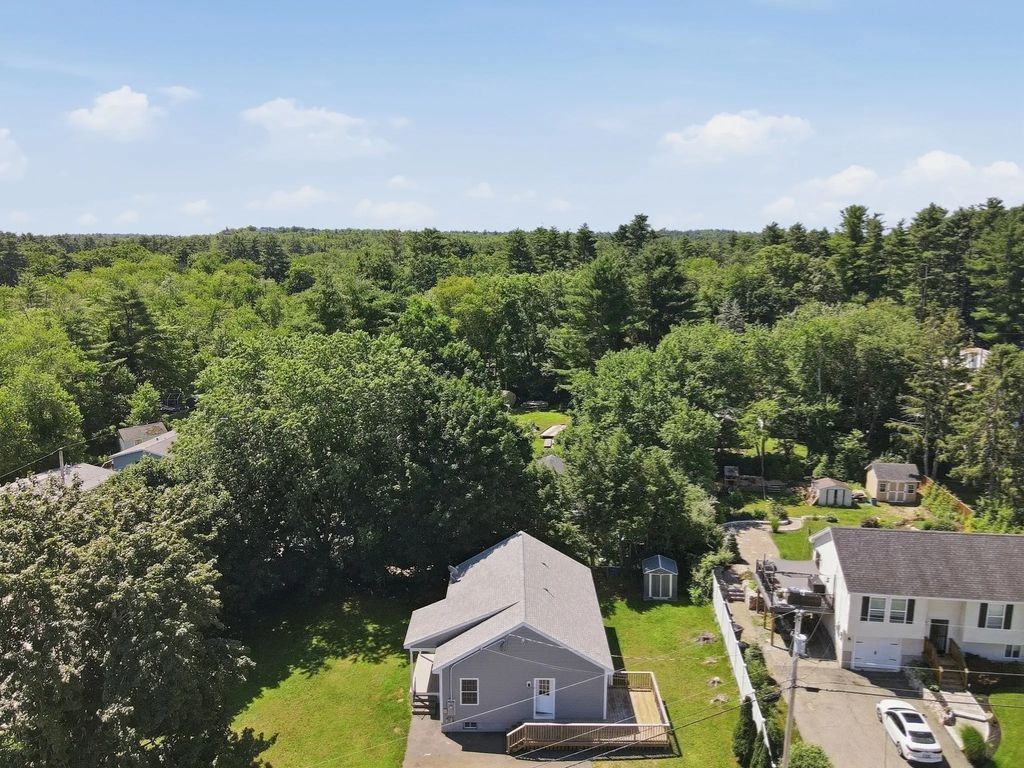 2 Evelyn Avenue, Raymond