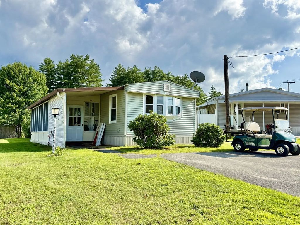 281 Chauncey Walker St #170, Belchertown