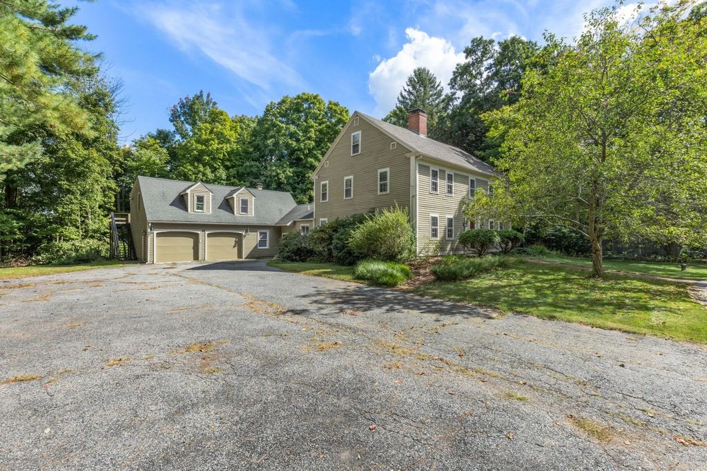 609 Oxford St S, Auburn