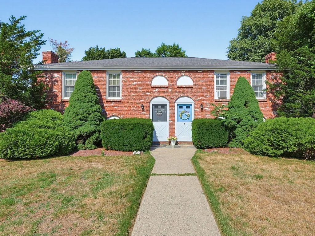 2 Mathurin Rd, Plainville