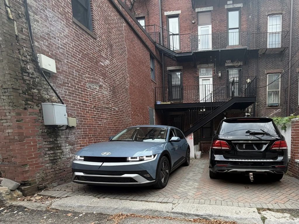 58 E Springfield #a/b, Boston