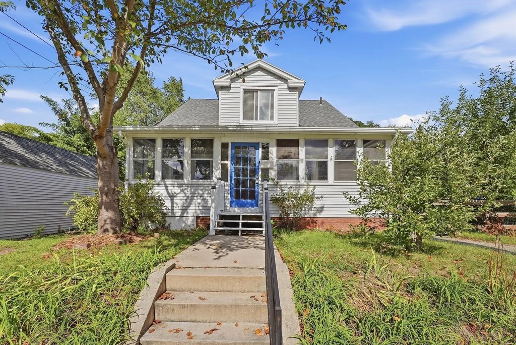 31 Gates St, Holyoke