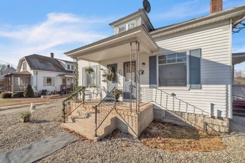 5-7 Bellevue Ave, Ware