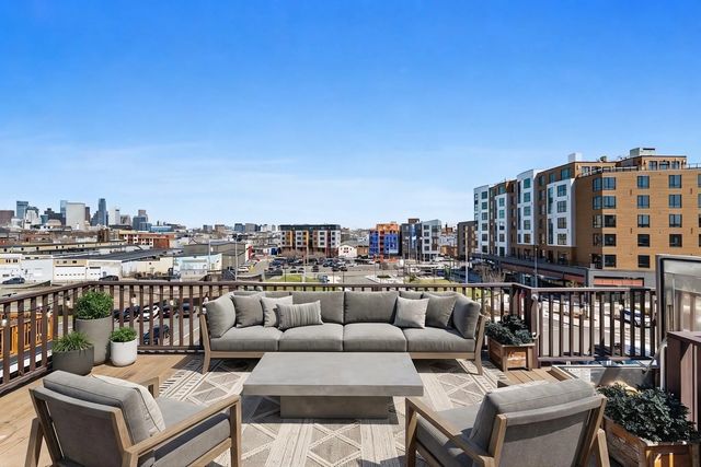 35 Middle St. #4, Boston