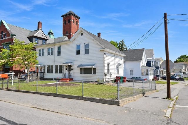 89 Mammoth Rd, Lowell
