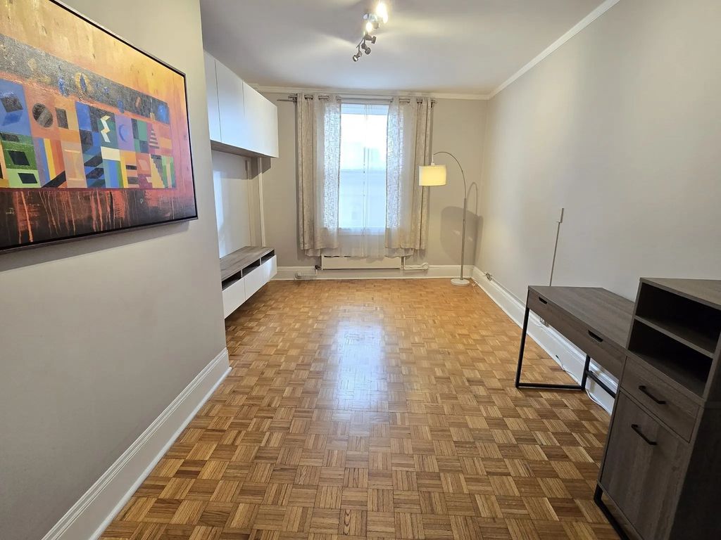 21 Beacon St #10c, Boston