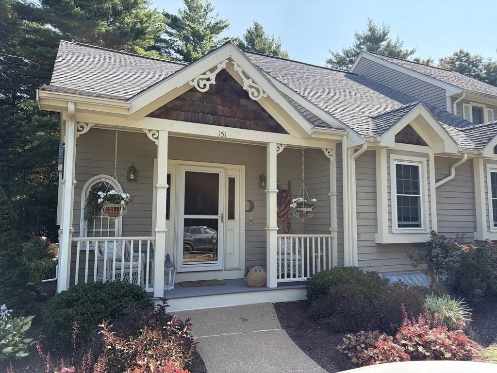 151 Ashley Lane #151, Middleboro