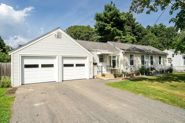 30 Donlon St, Framingham