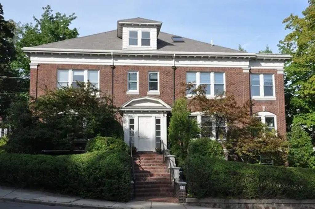 44 Rawson Road #1, Brookline
