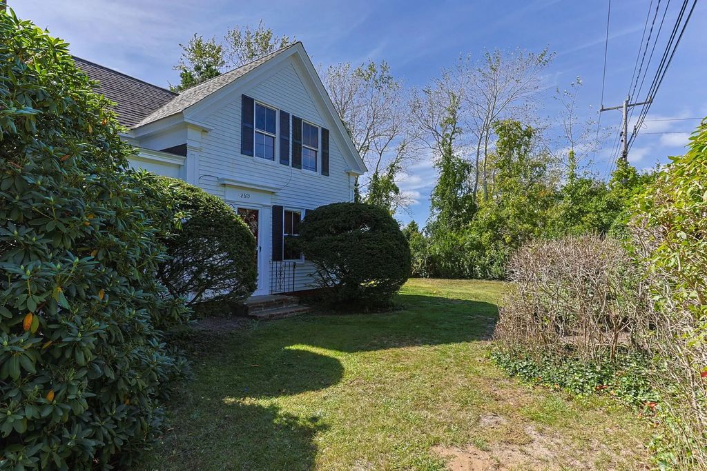 2673 Main St, Chatham