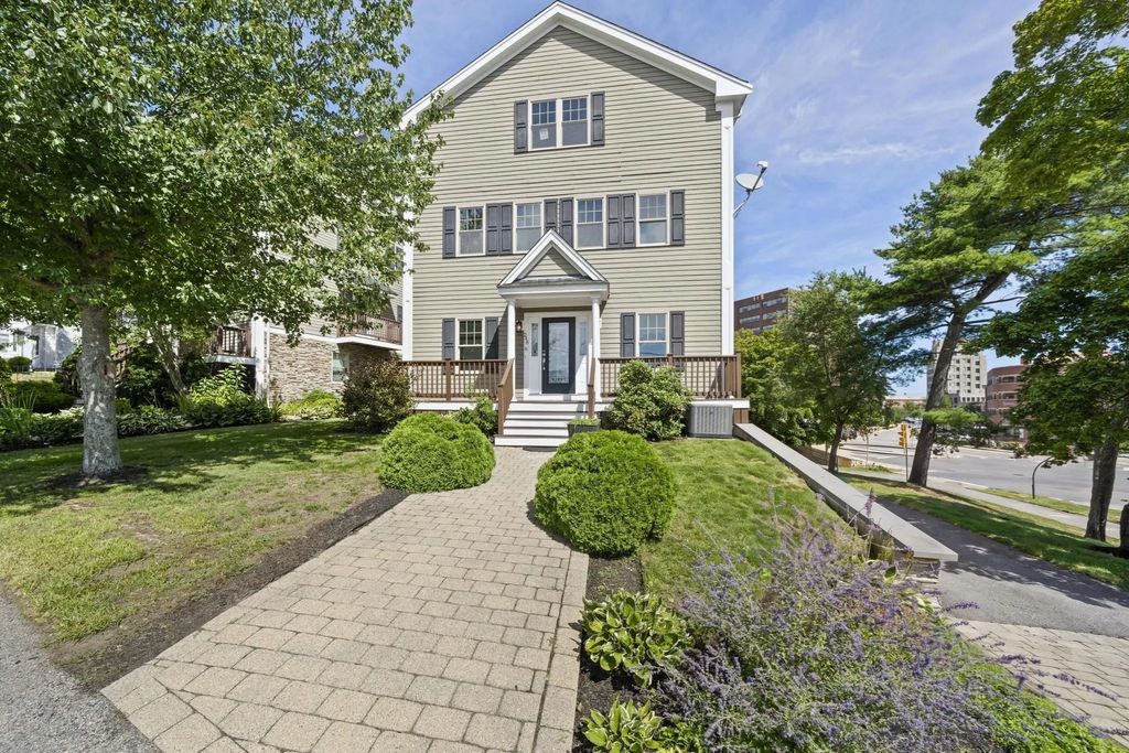 248 Presidents Ln #6, Quincy