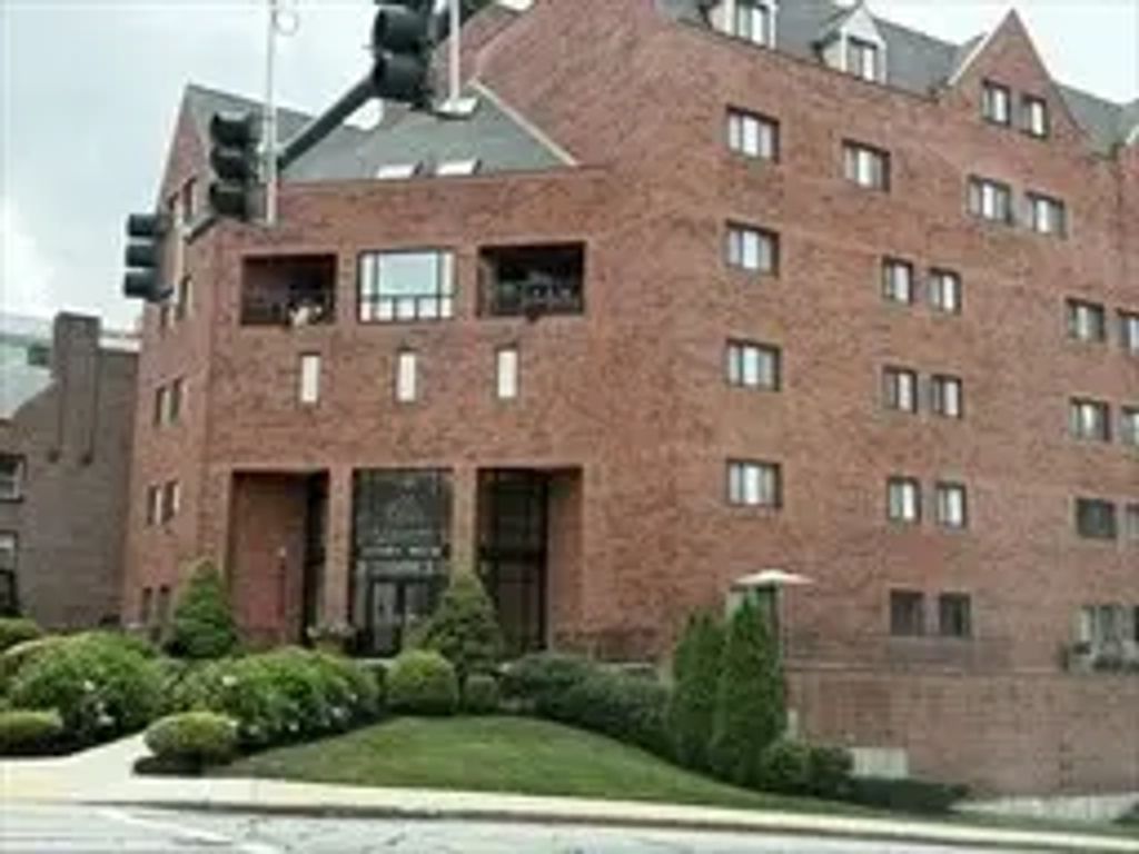 44 Elm St #106, Worcester