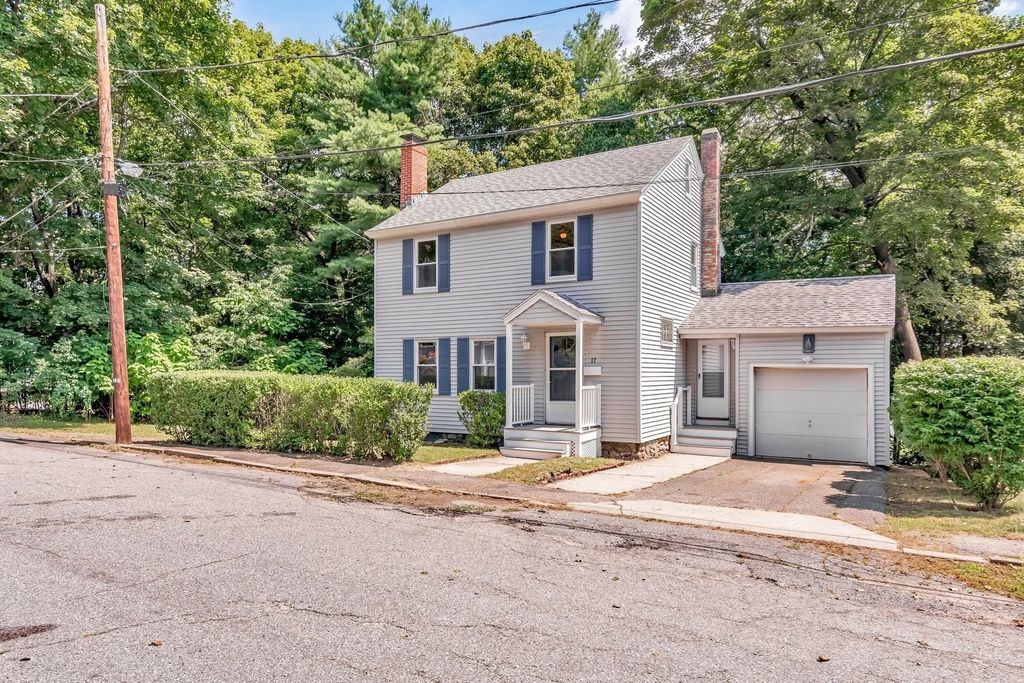 17 Windsor Street, Methuen