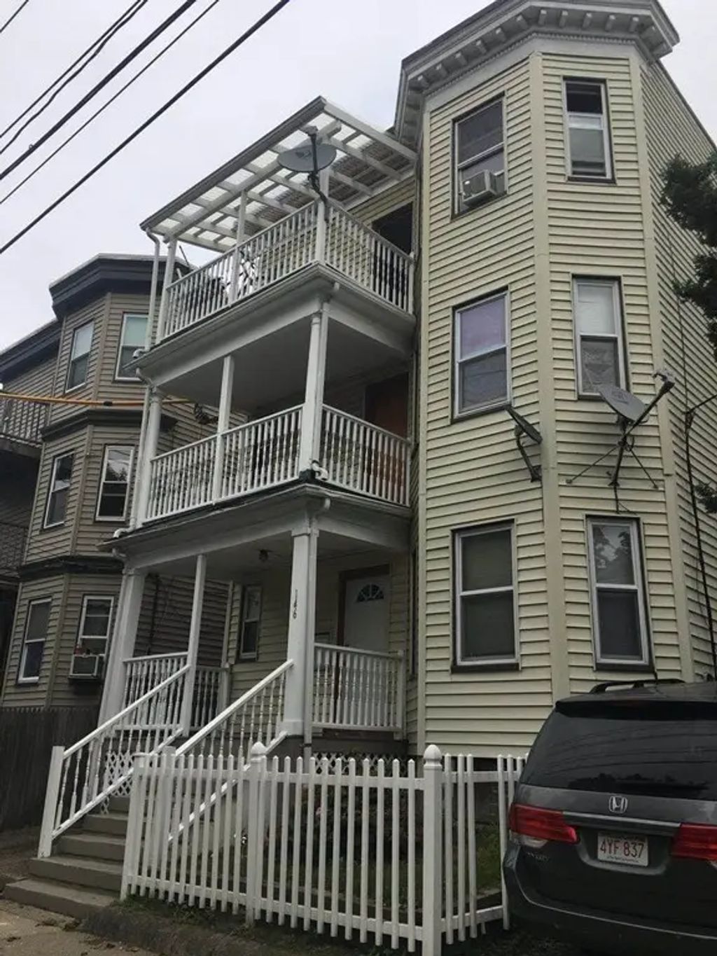 146 Spencer St, Boston