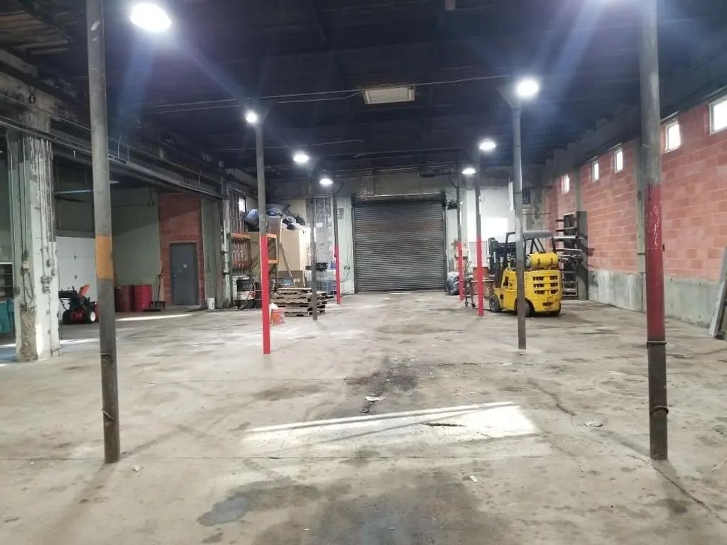 75 Walnut St. #2fr, Fitchburg