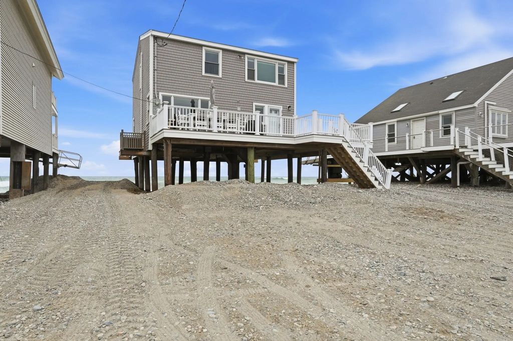 274 Central Ave, Scituate