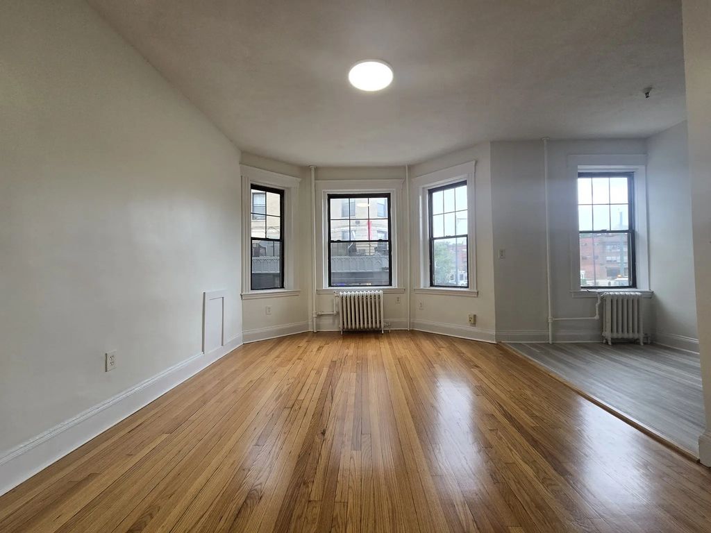 2 Sutherland Road #5, Boston