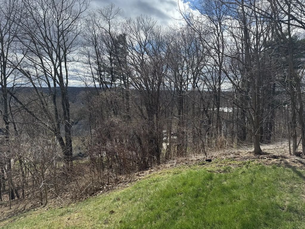 44 Rustic Drive, Worcester