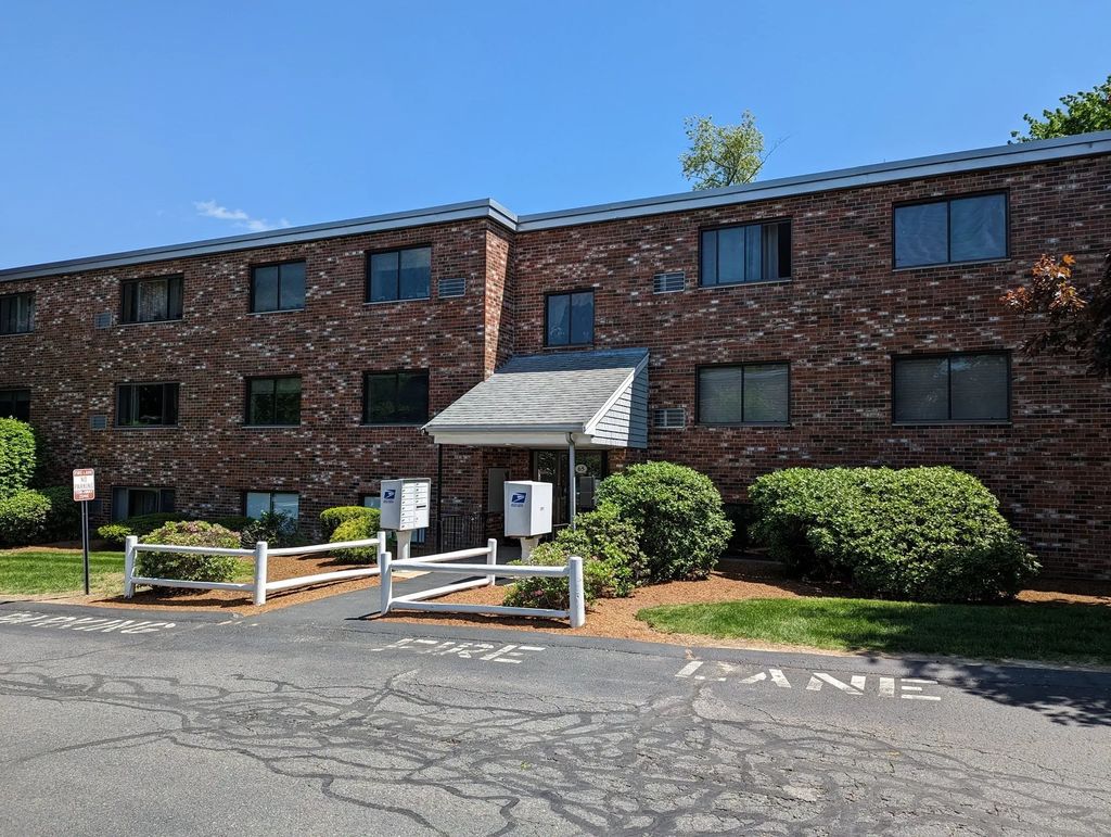 65 Milliken Ave #16, Franklin