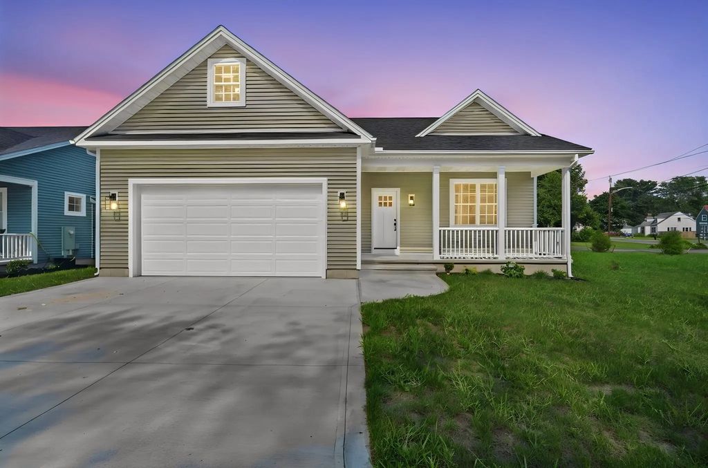 2 Skinnerwoods Way #2, South Hadley