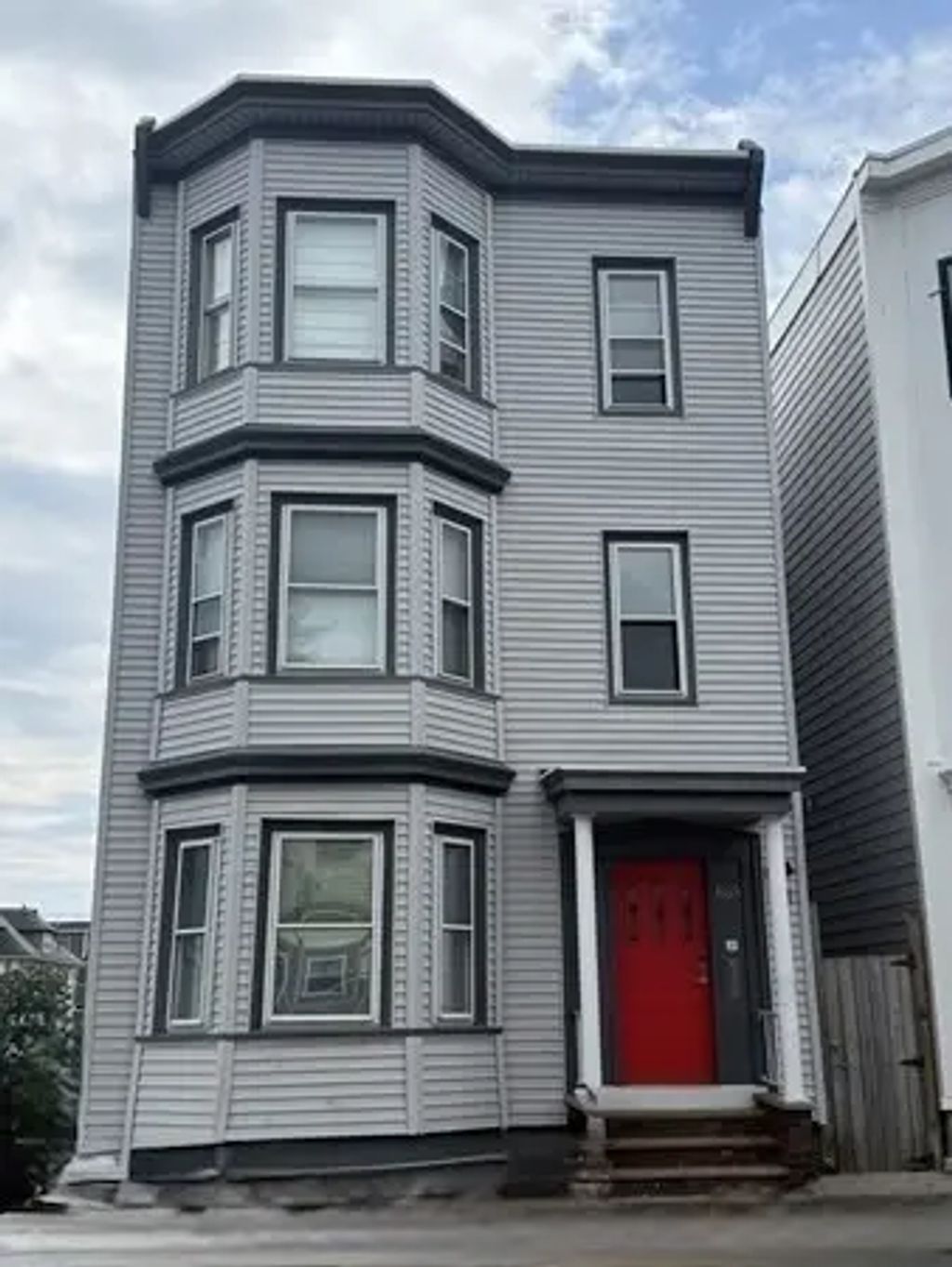 863 Saratoga St. #3, Boston
