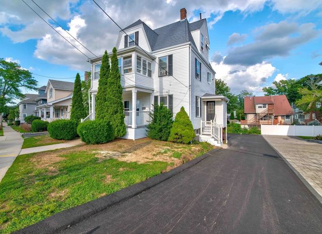 9 Vassall St, Quincy