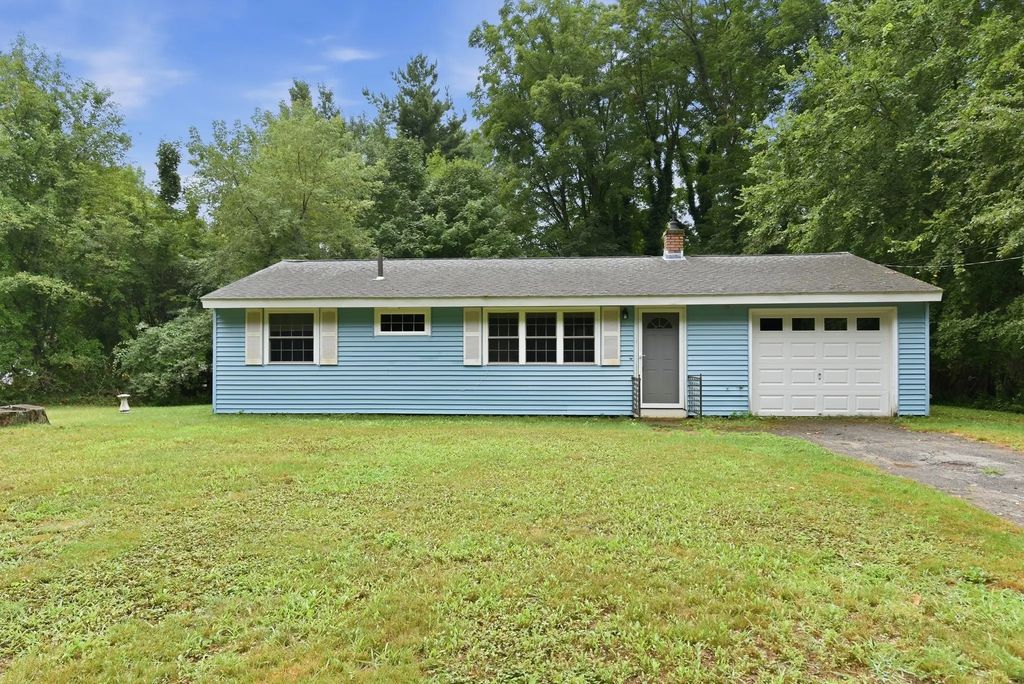 131 Goulding Street, Holliston