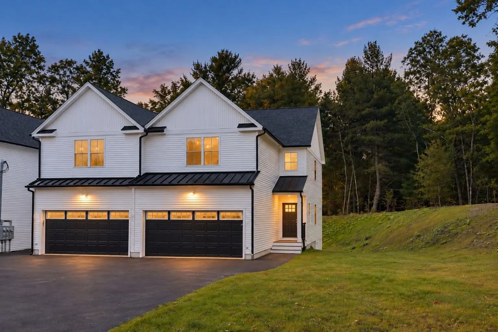 41 Homeward Avenue #d, Uxbridge