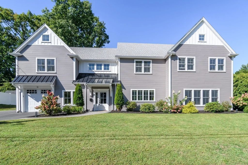 16 Bradford Rd, Natick