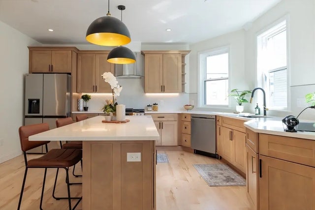 59 Dartmouth St #a, Somerville