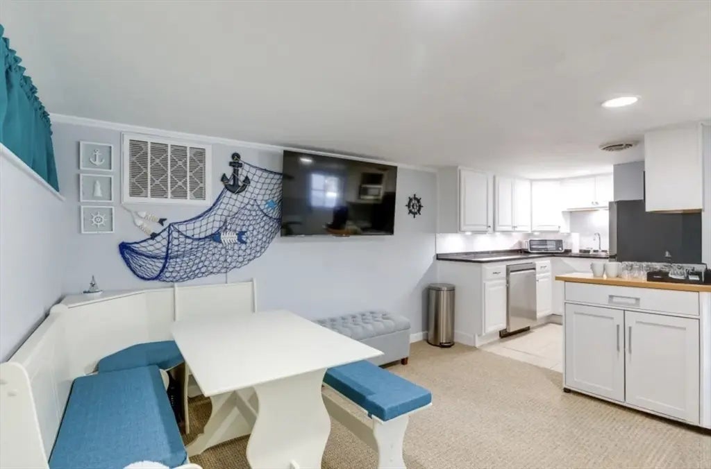 8 Franklin St #19, Marblehead