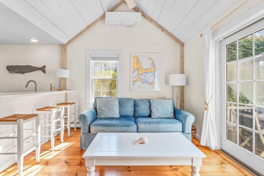 20 Hyannis Point Rd #20, Mashpee